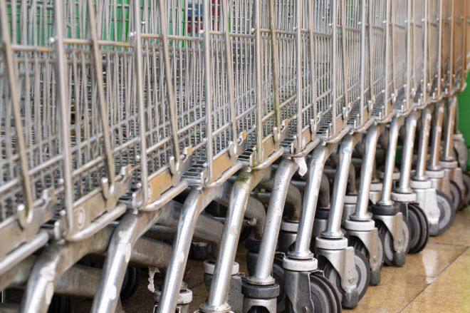 The characteristics and application of metal display stand